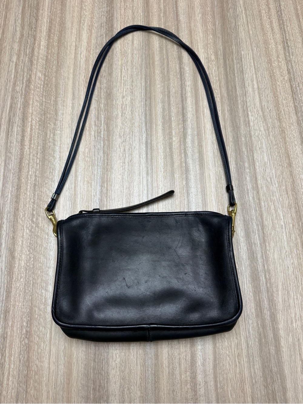 Vintage 70's Coach Basic Bag in Navy Blue Made in New York City Creed 046-2414